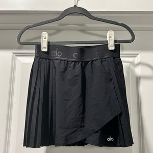 NWOT Alo Yoga Aces Tennis Skirt